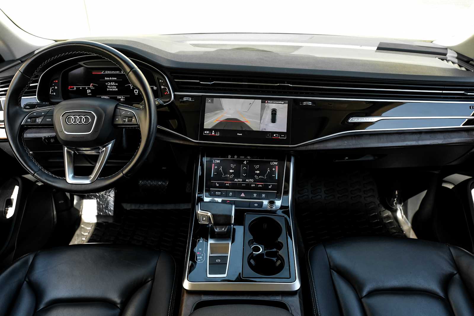 2022 Audi Q8 Premium - Photo 17