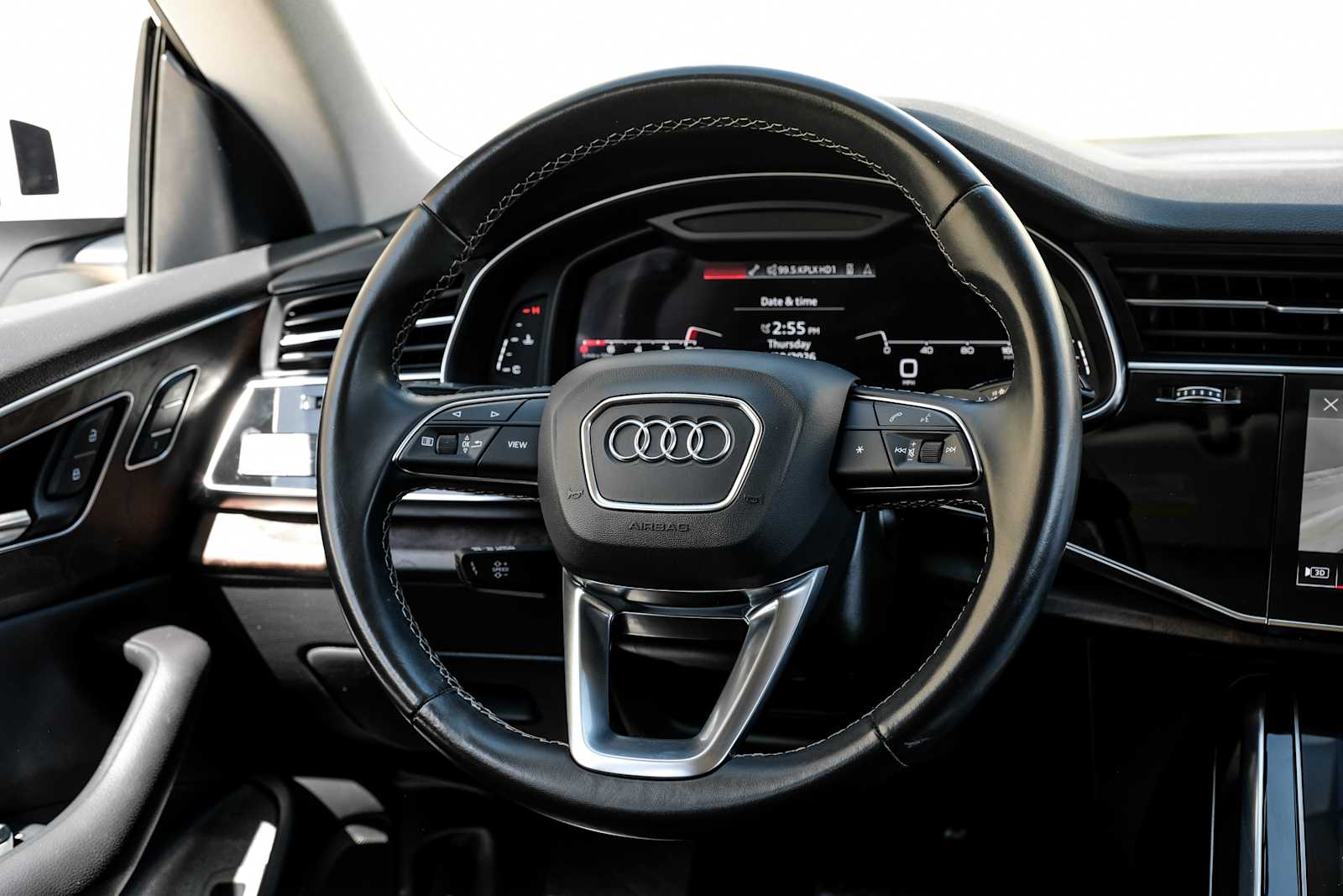 2022 Audi Q8 Premium - Photo 20