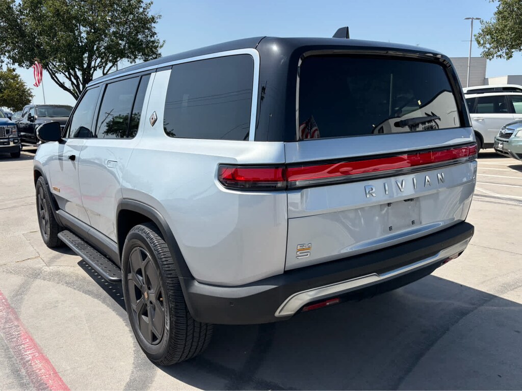 Used 2023 Rivian R1S Adventure SUV