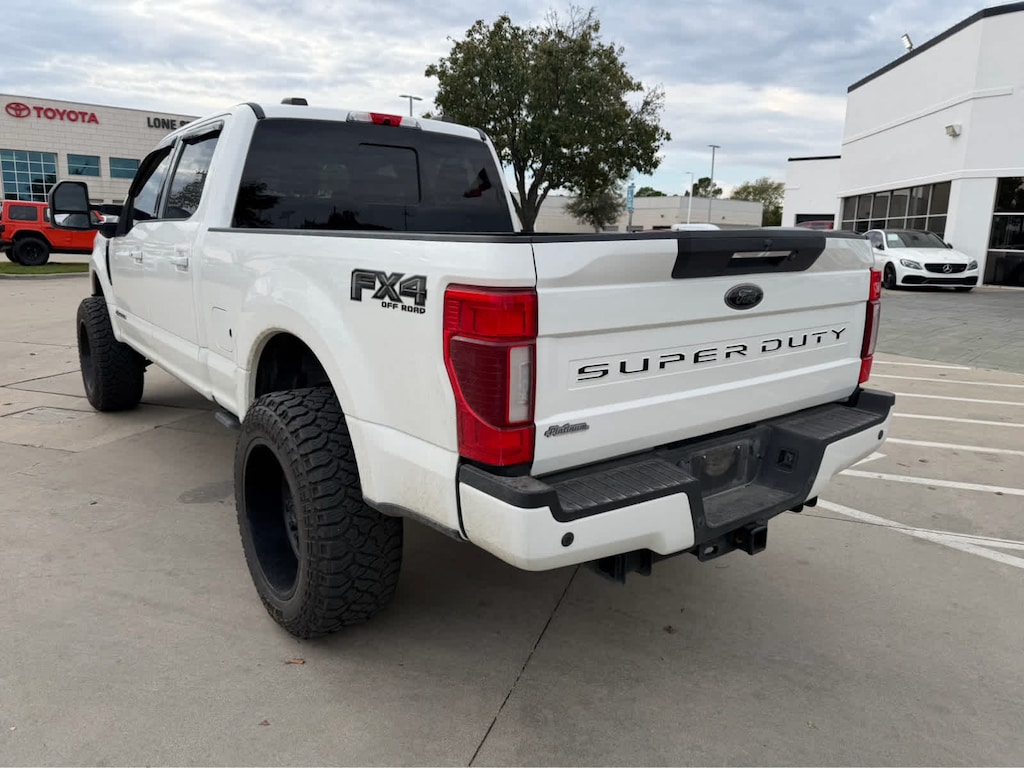 Used 2021 Ford Super Duty F-250 SRW Lariat 4WD Crew Cab 8 Box Truck