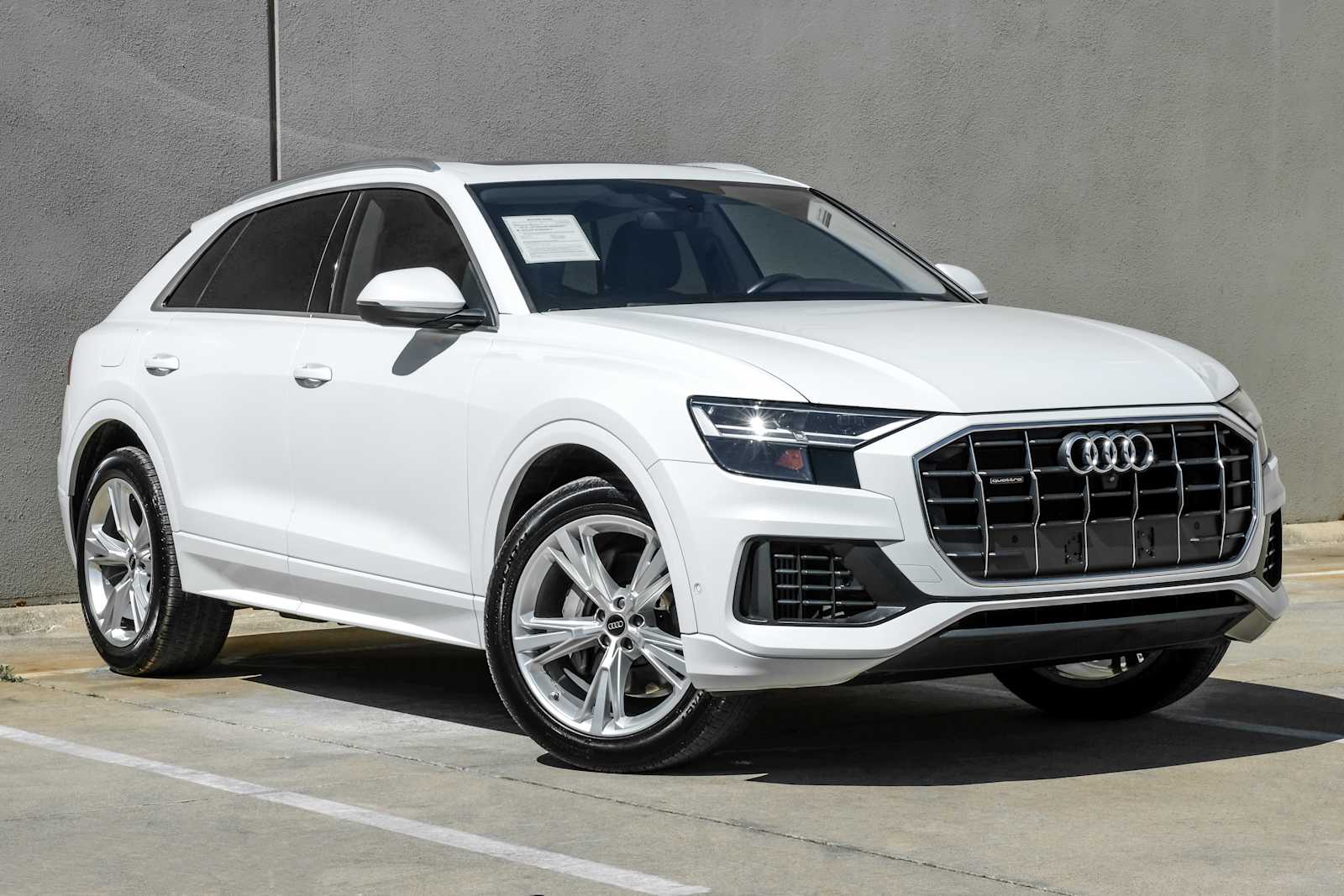 2022 Audi Q8 Premium - Photo 7