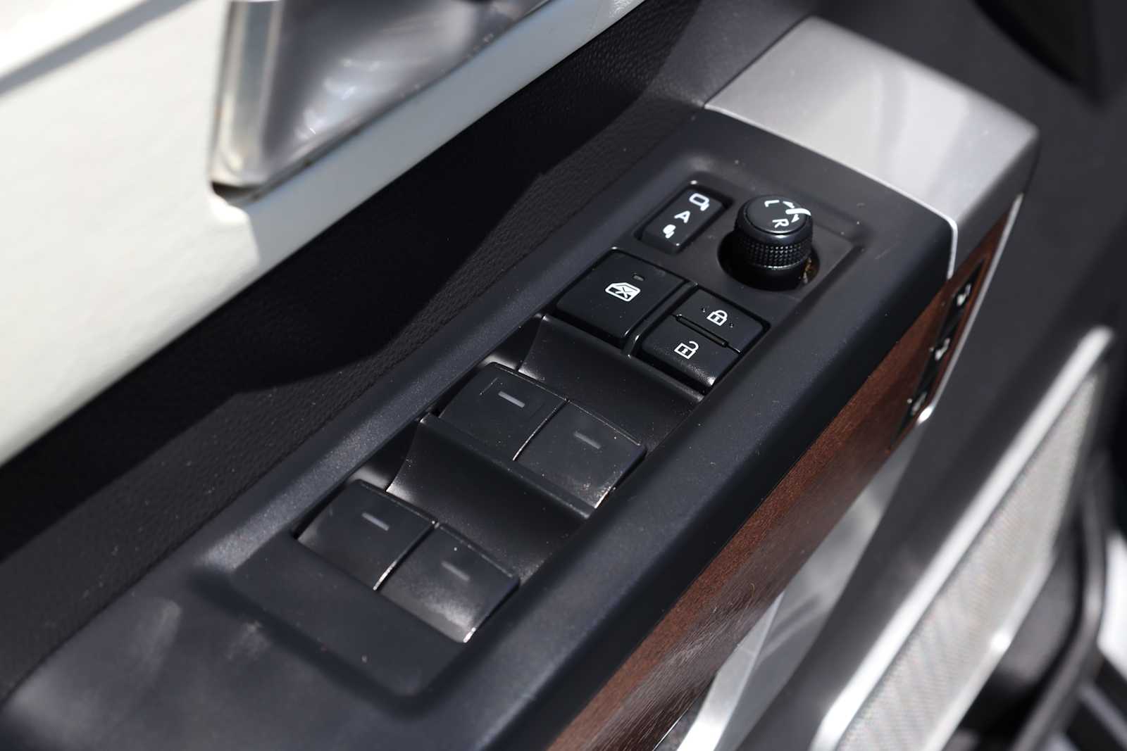 2022 Toyota Tundra Capstone - Photo 52