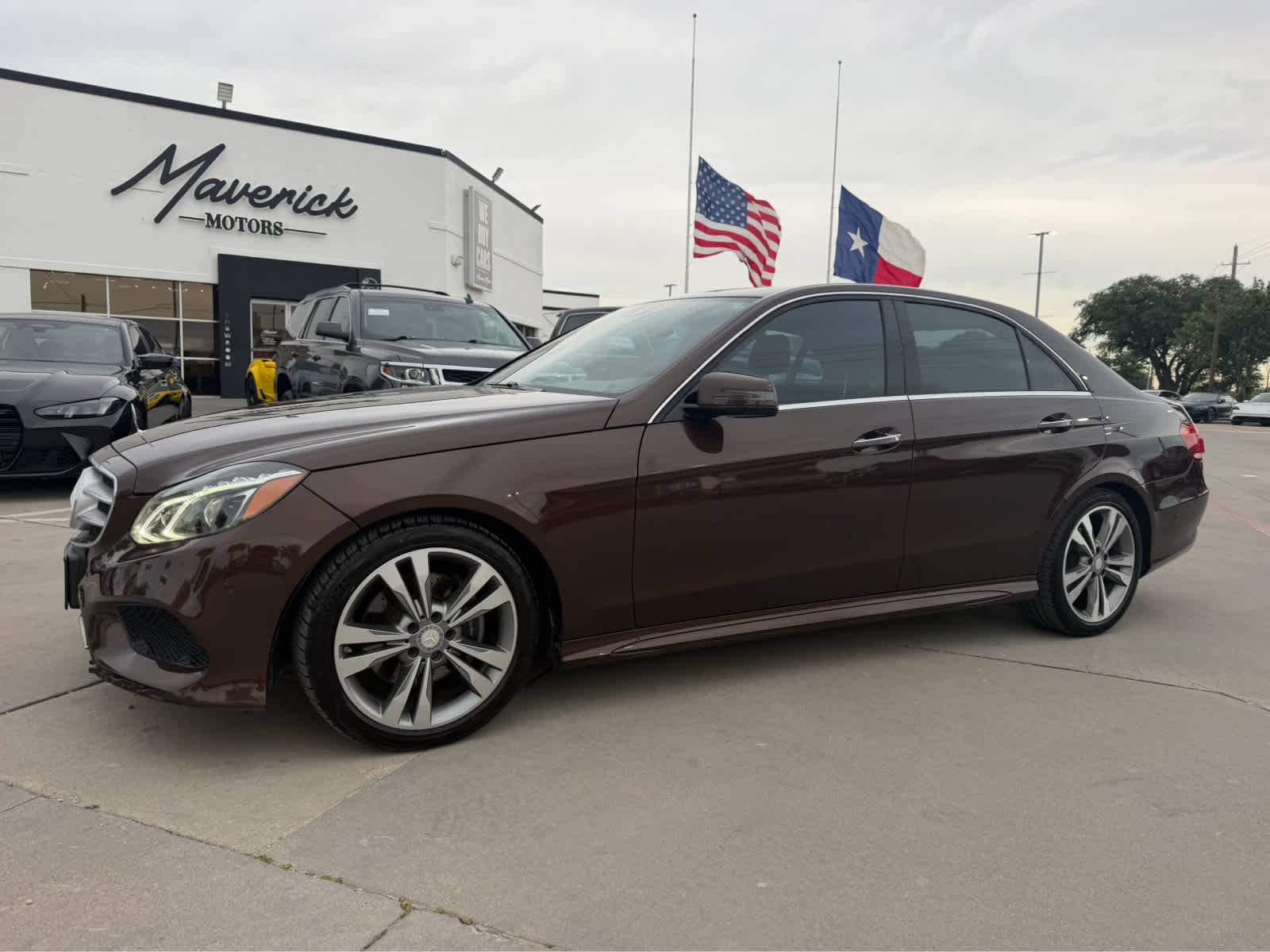2016 Mercedes-Benz E-Class E350 Sport's photo