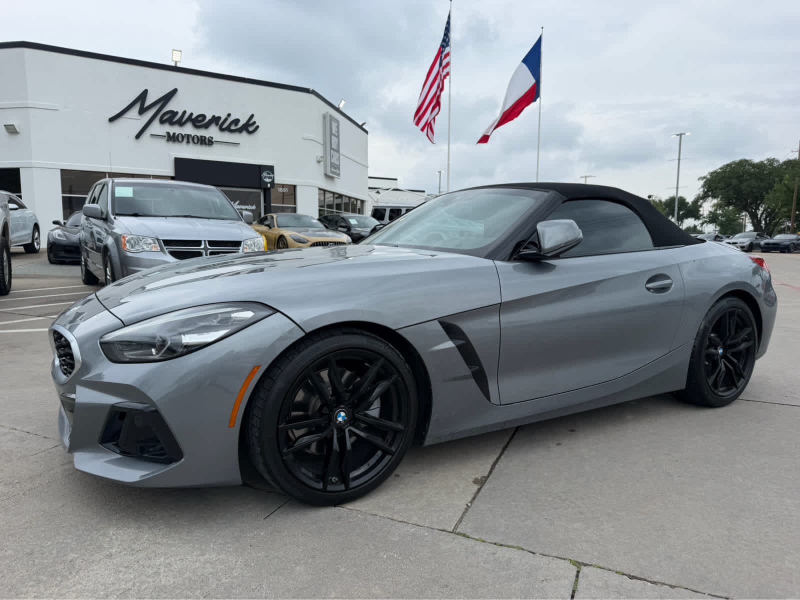 2024 BMW Z4 sDrive30i's photo