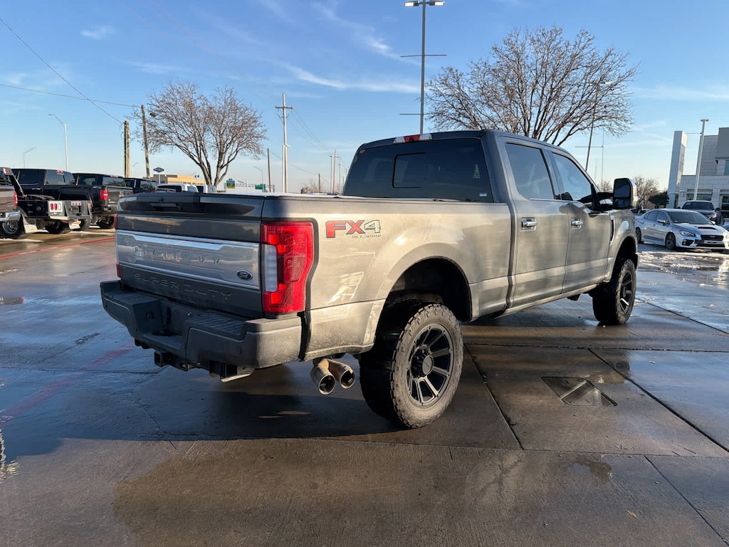 Used 2017 Ford Super Duty F-250 SRW Platinum 4WD Crew Cab 8 Box Truck