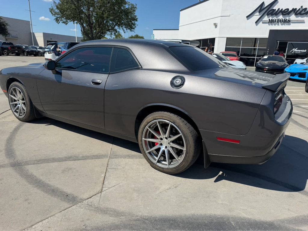 Used 2016 Dodge Challenger R/T Coupe