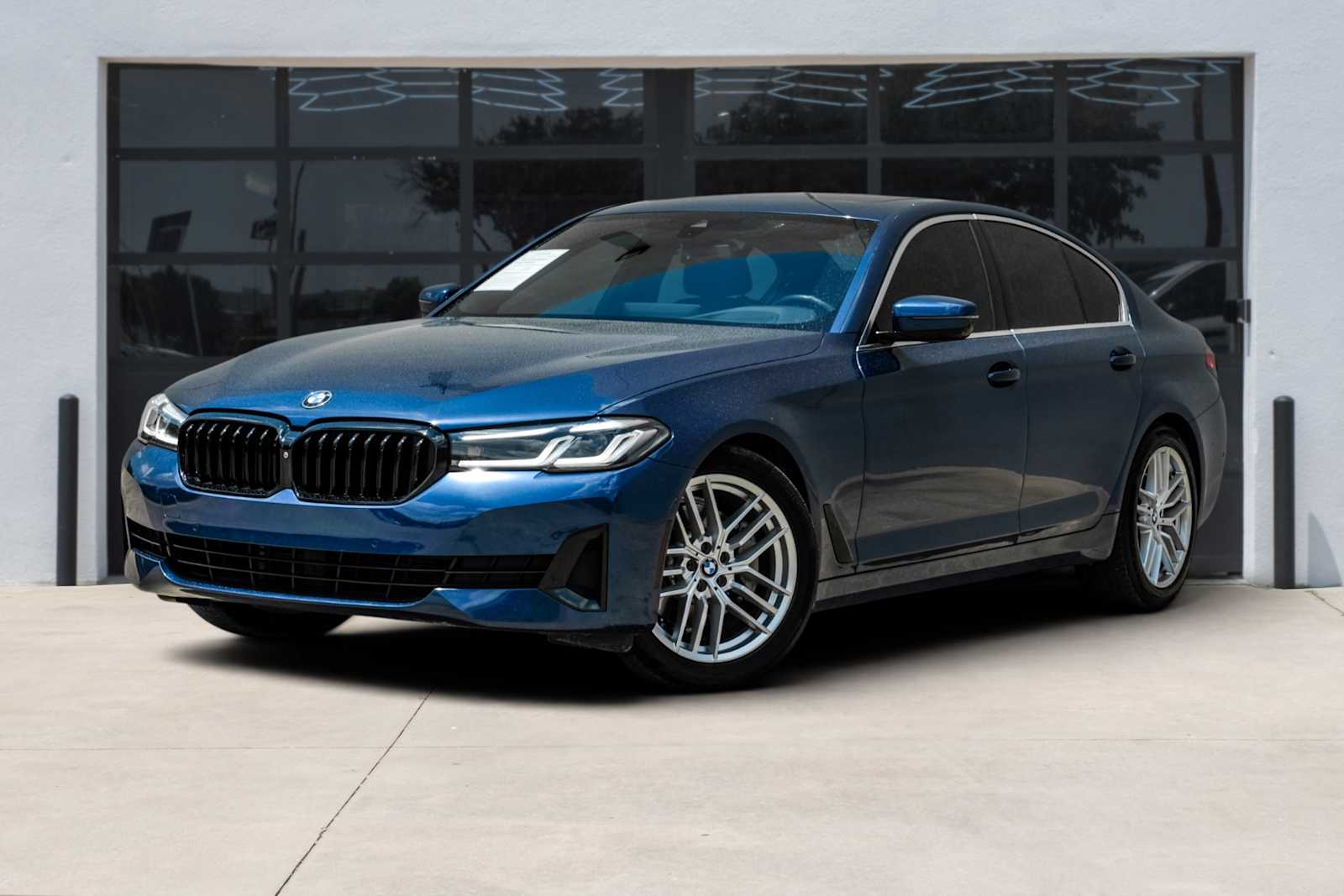 2021 BMW 5 Series 530i Sedan's photo