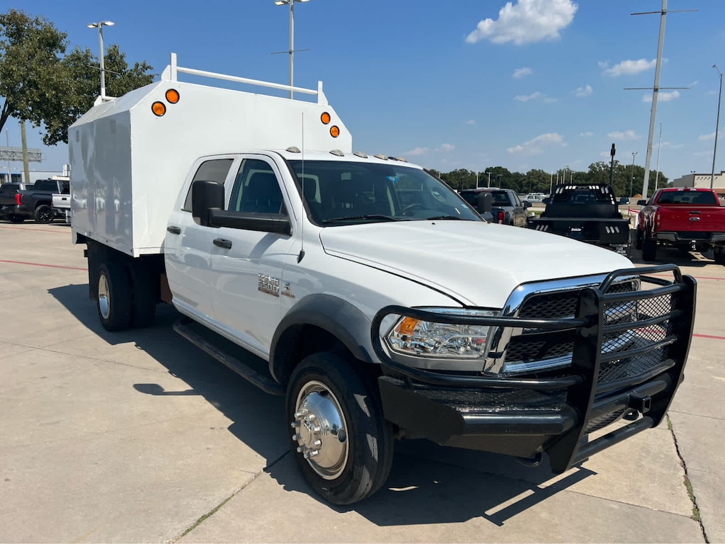Used 2018 Ram 5500 Chassis Cab Tradesman 4x4 Crew Cab 60 CA 173.4 WB Truck