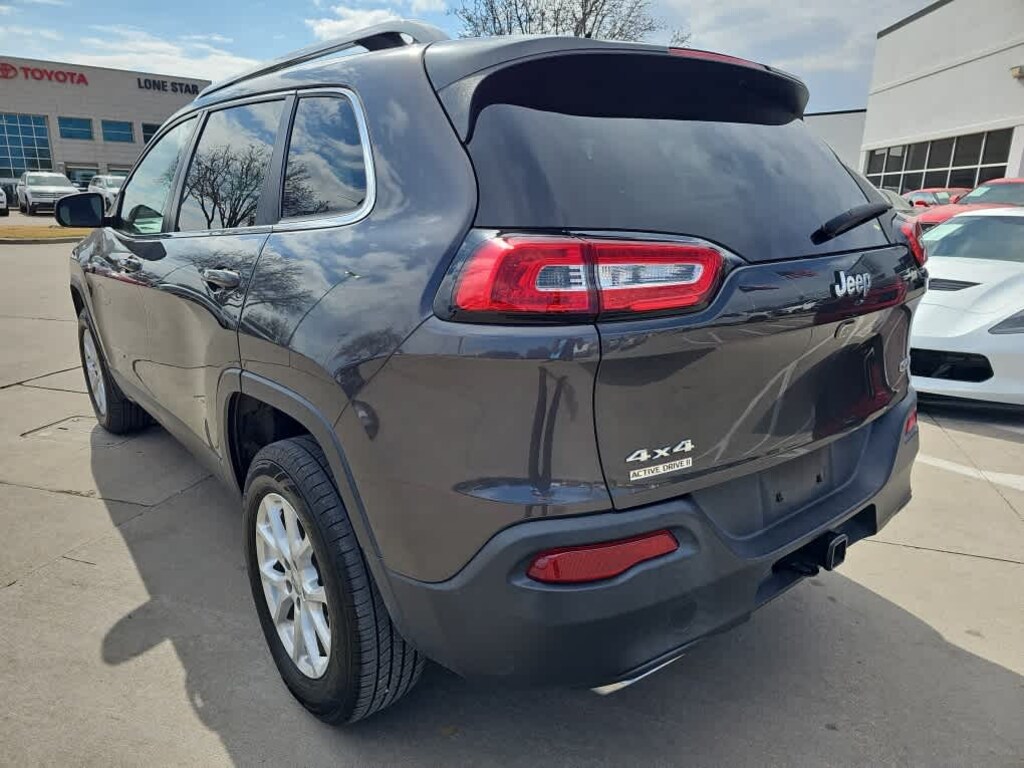 Used 2015 Jeep Cherokee Latitude SUV