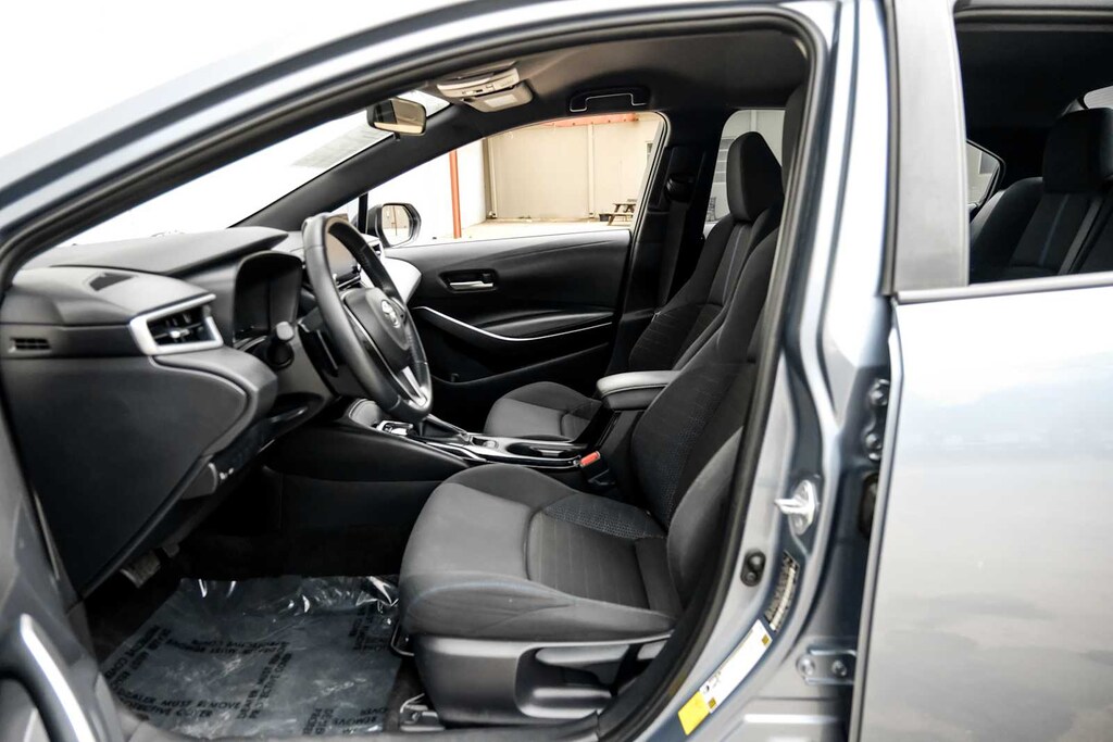 Used 2020 Toyota Corolla SE Sedan