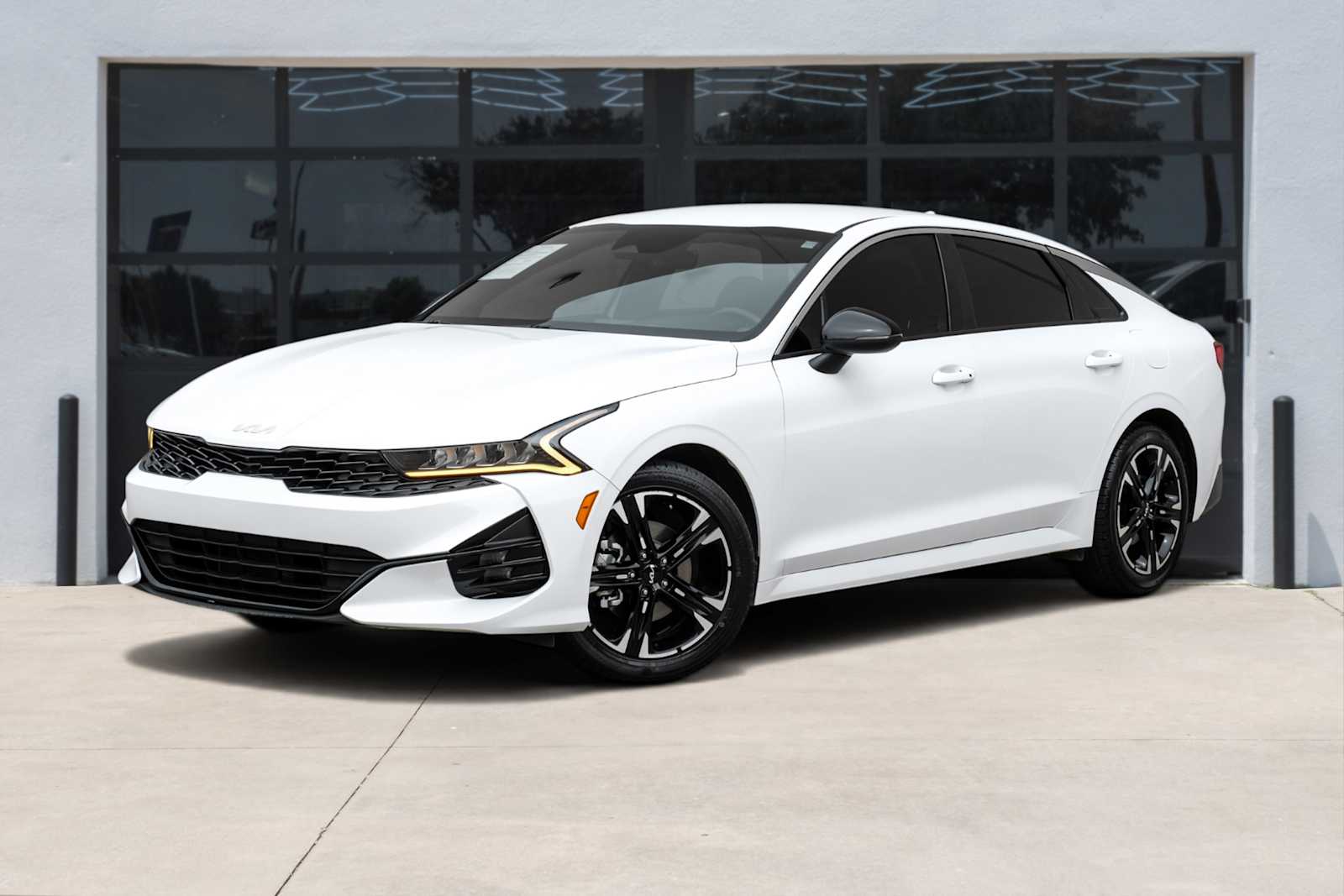 2024 Kia Optima GT-Line FWD's photo