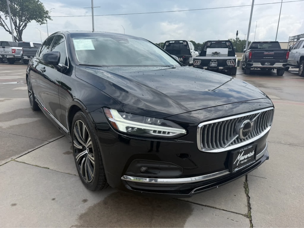 Used 2023 Volvo S90 Plus Sedan