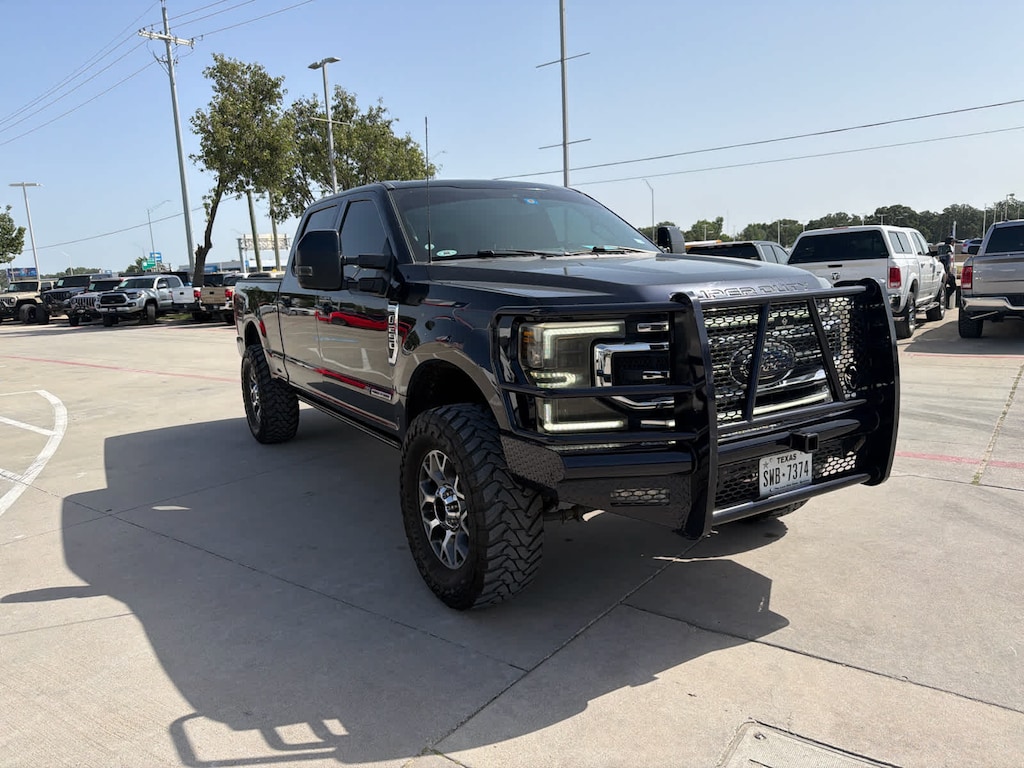 Used 2021 Ford Super Duty F-250 Pickup Lariat 4WD Crew Cab 6.75 Box Truck