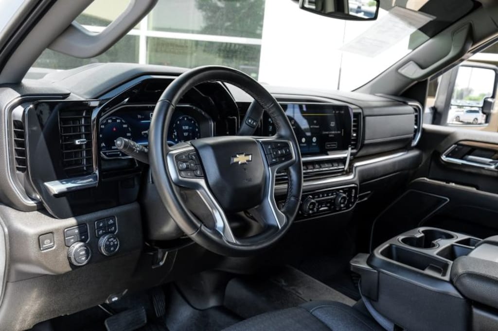 Used 2024 Chevrolet Silverado 2500HD LT 4WD Crew Cab 159 4WD Crew Cab 159