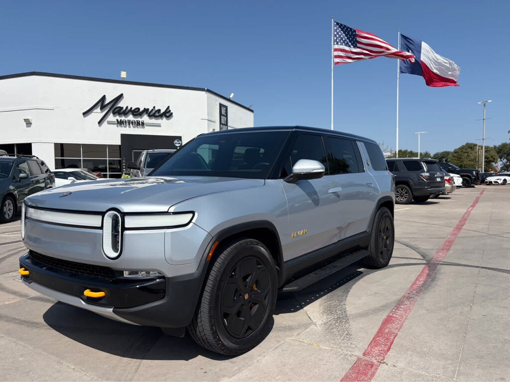 Used 2023 Rivian R1S Adventure SUV