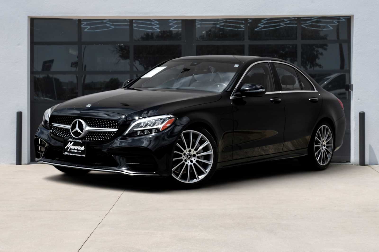 2019 Mercedes-Benz C-Class C300's photo