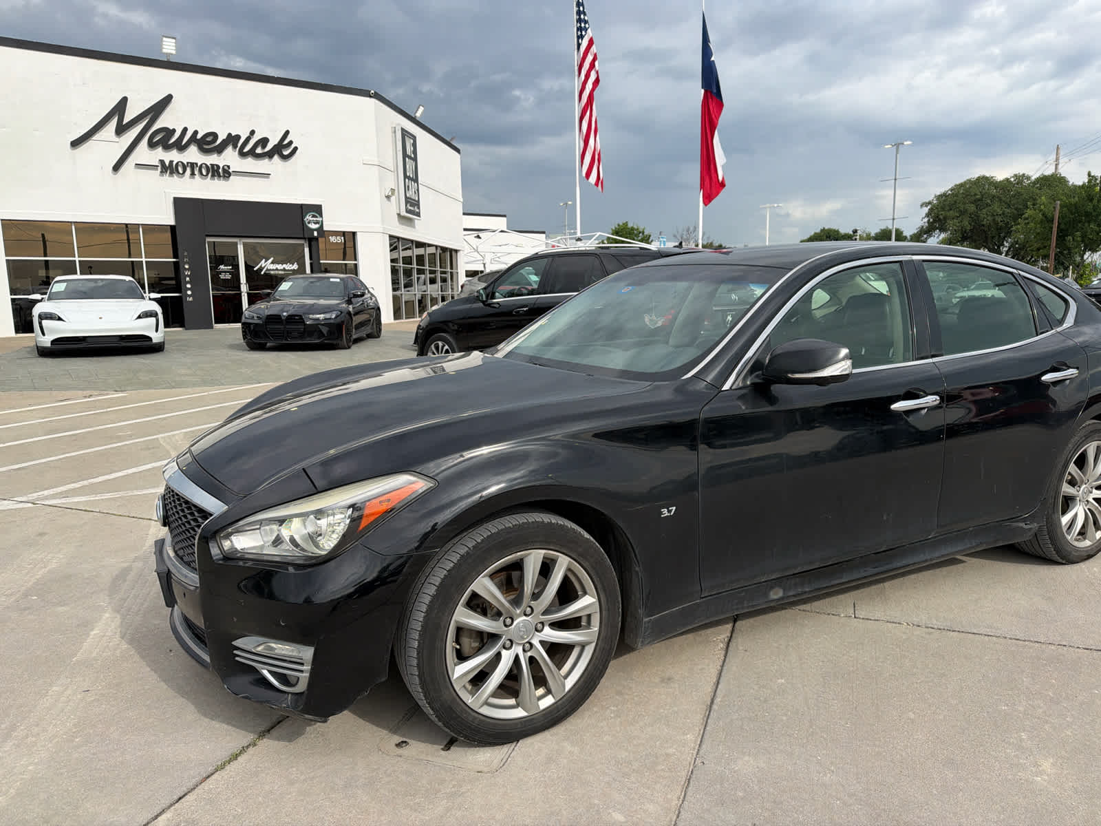 2015 INFINITI Q70 3.7's photo