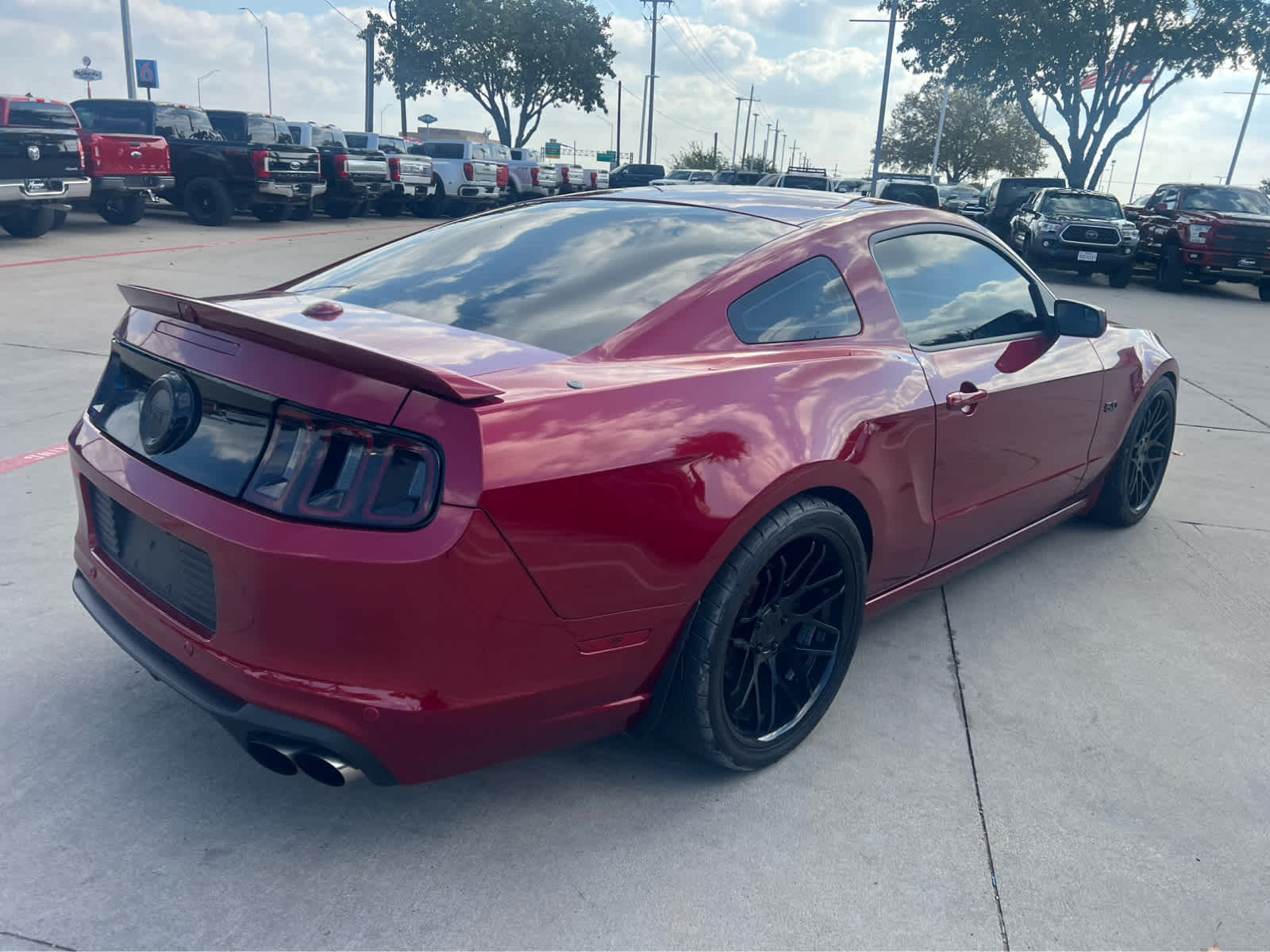 2014 Ford Mustang GT Premium photo 3