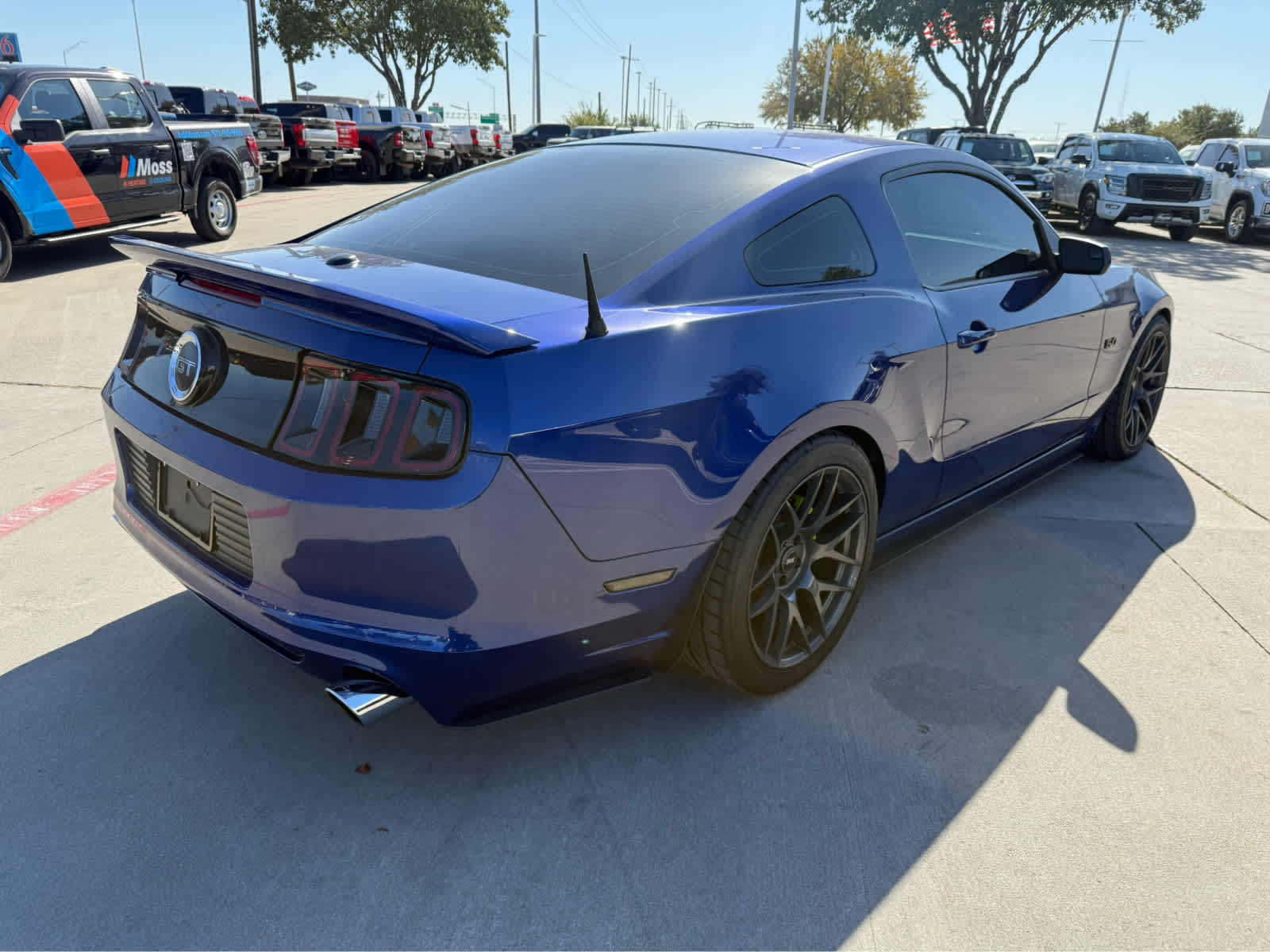 2013 Ford Mustang GT Premium photo 3