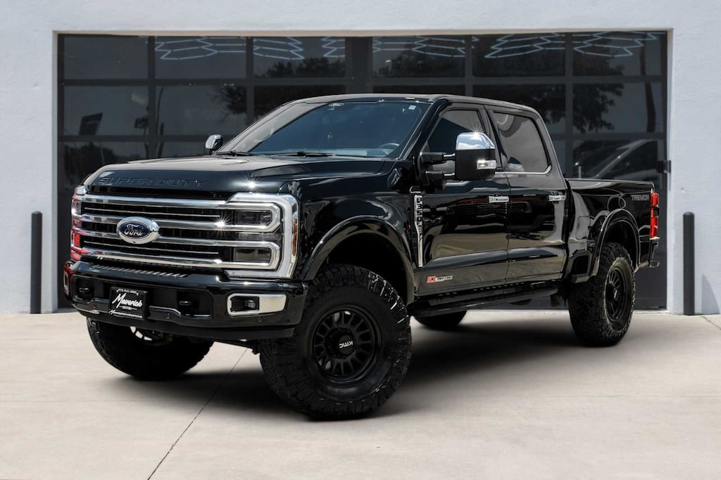 Used 2025 Ford Super Duty F-350 SRW Platinum Truck