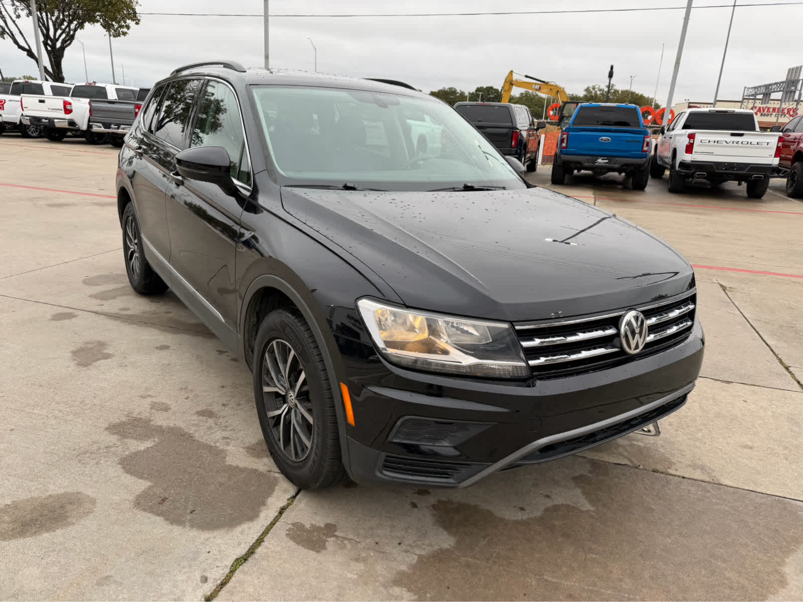 2020 Volkswagen Tiguan SE photo 3