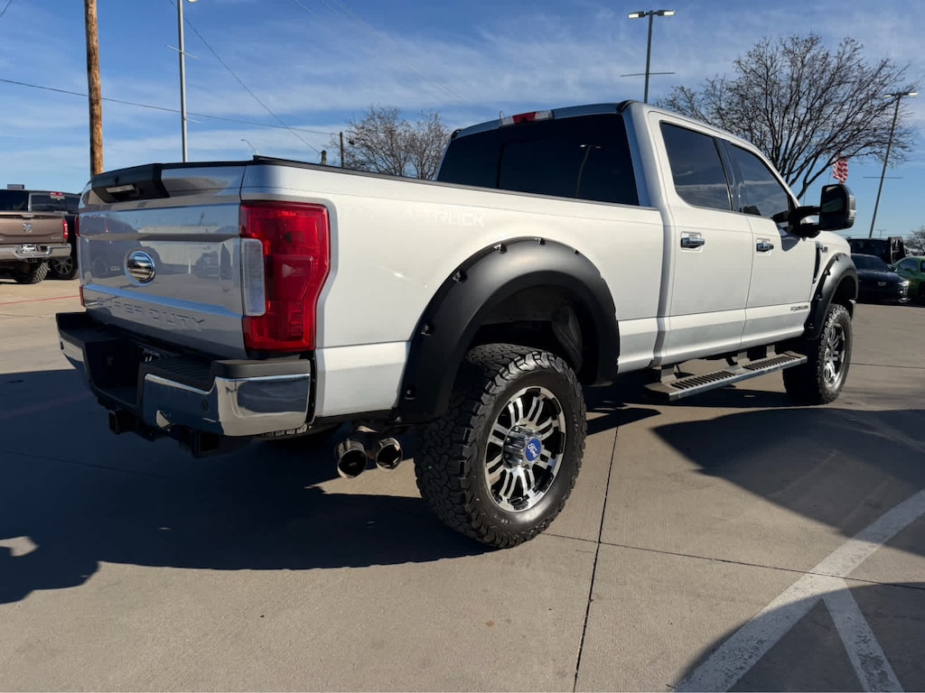 Used 2019 Ford Super Duty F-250 SRW Lariat 4WD Crew Cab 6.75 Box Truck