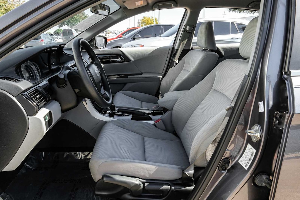 Used 2017 Honda Accord LX Sedan