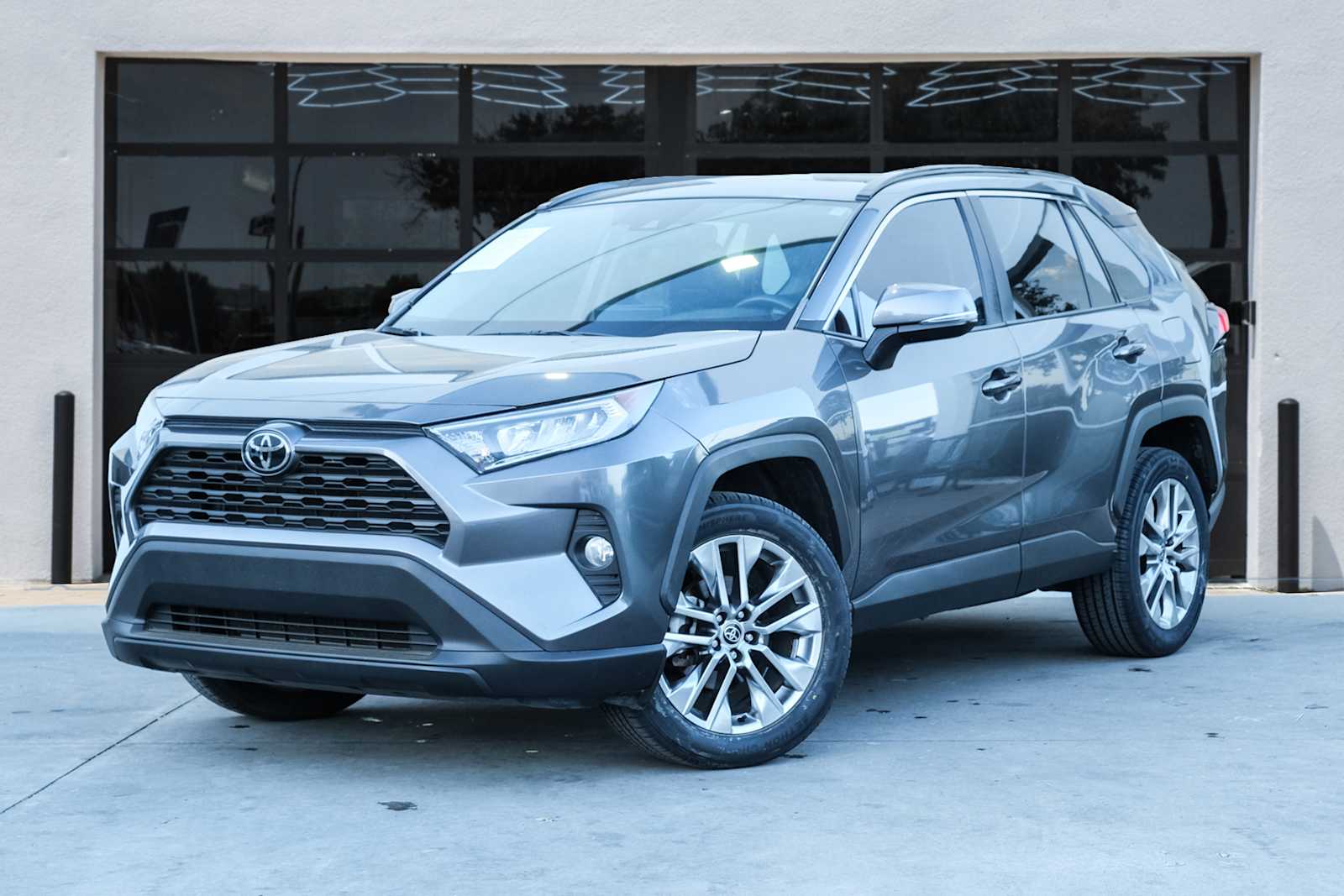 Used 2021 Toyota RAV4 XLE Premium SUV