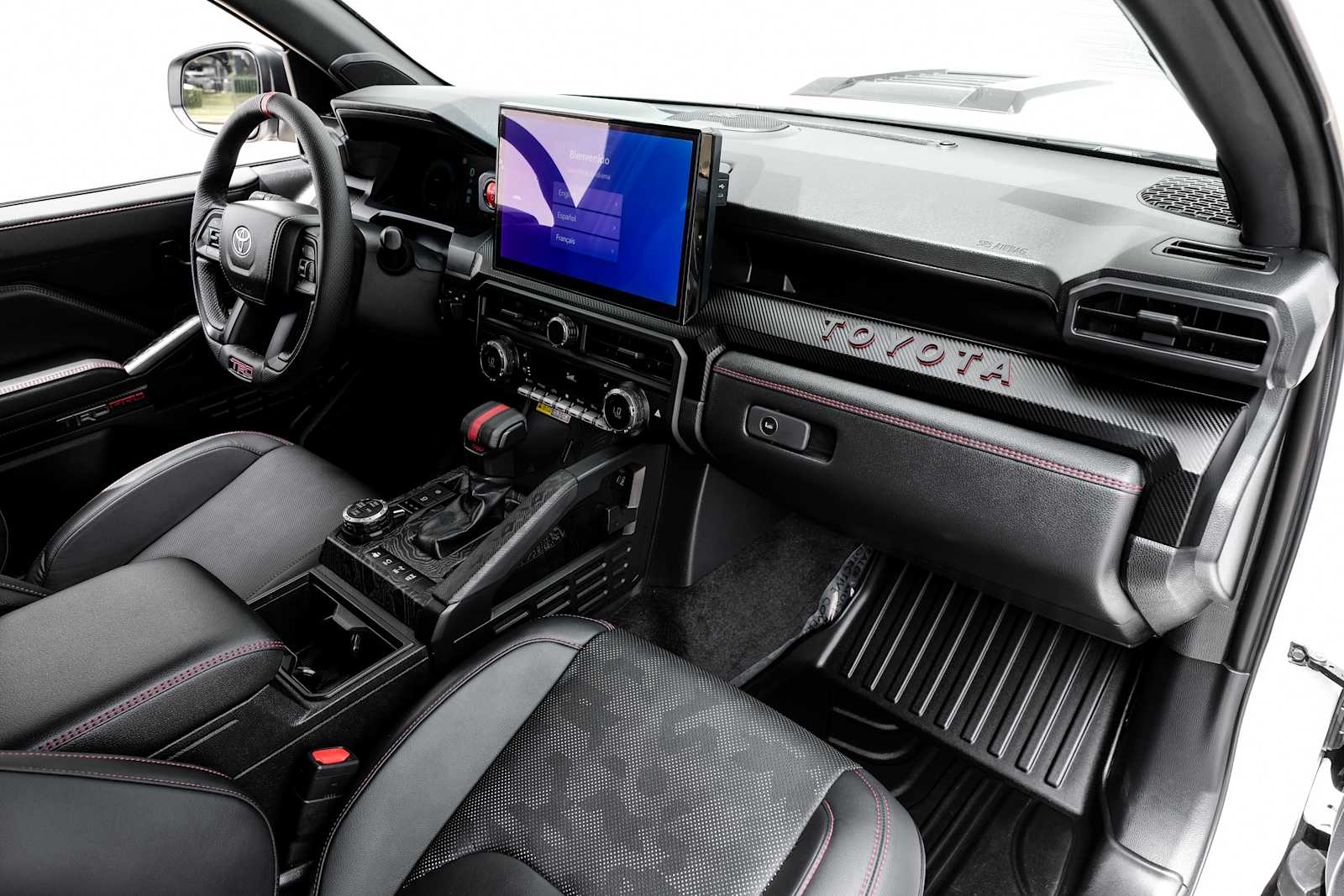 2025 Toyota Tacoma TRD Pro - Photo 16