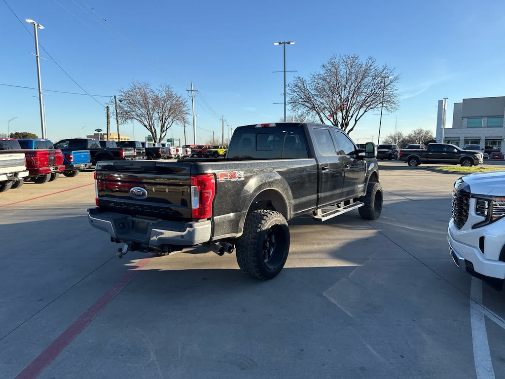 Used 2018 Ford Super Duty F-350 SRW Lariat 4WD Crew Cab 8 Box Truck