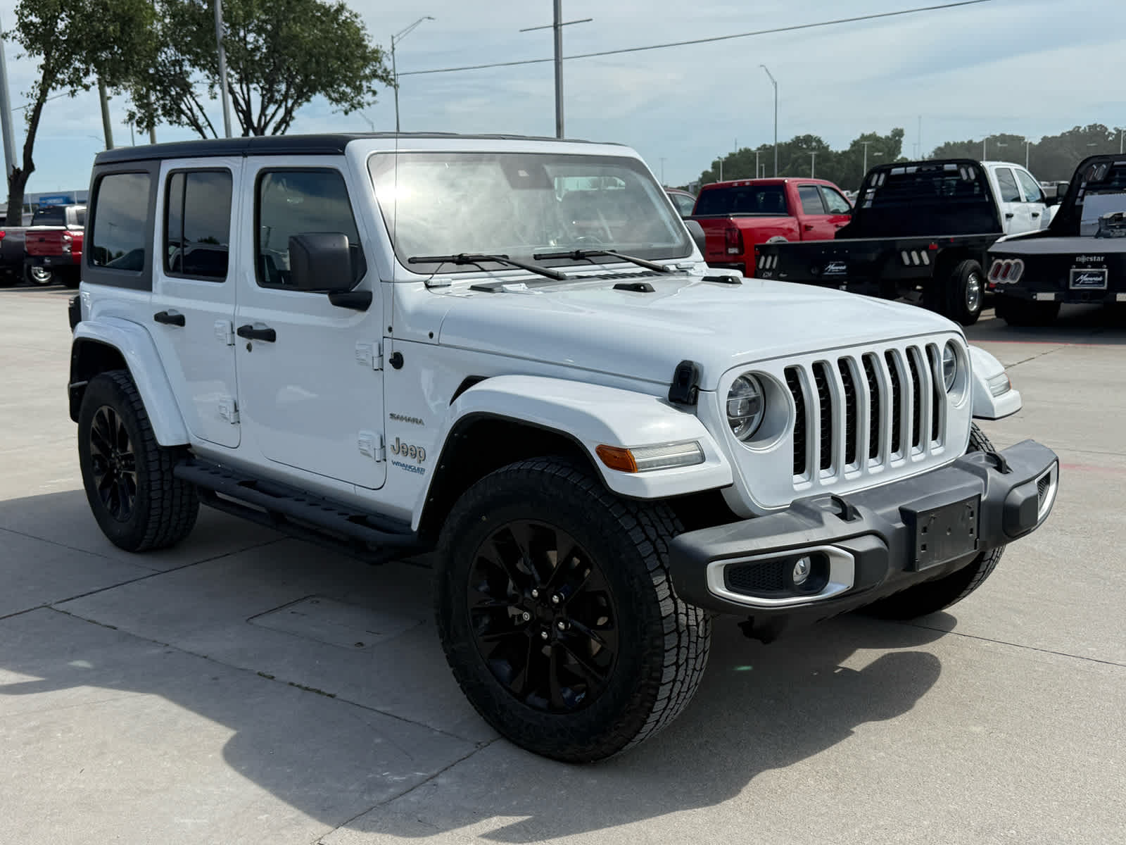2021 Jeep Wrangler Sahara 4XE's photo