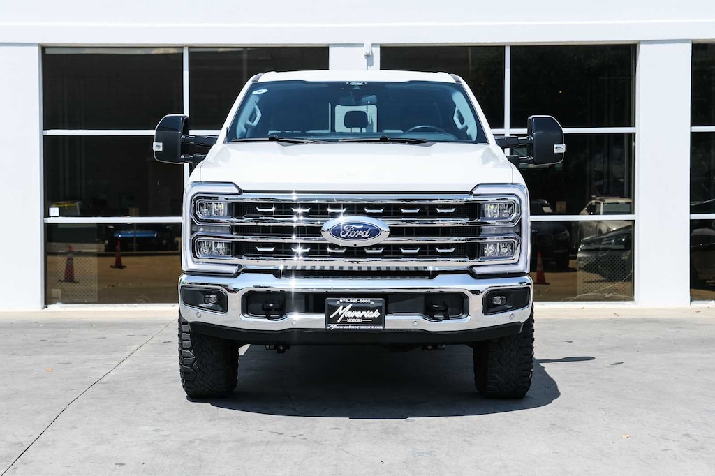 Used 2025 Ford Super Duty F-250 Pickup Lariat 4WD Crew Cab 6.75 Box Truck
