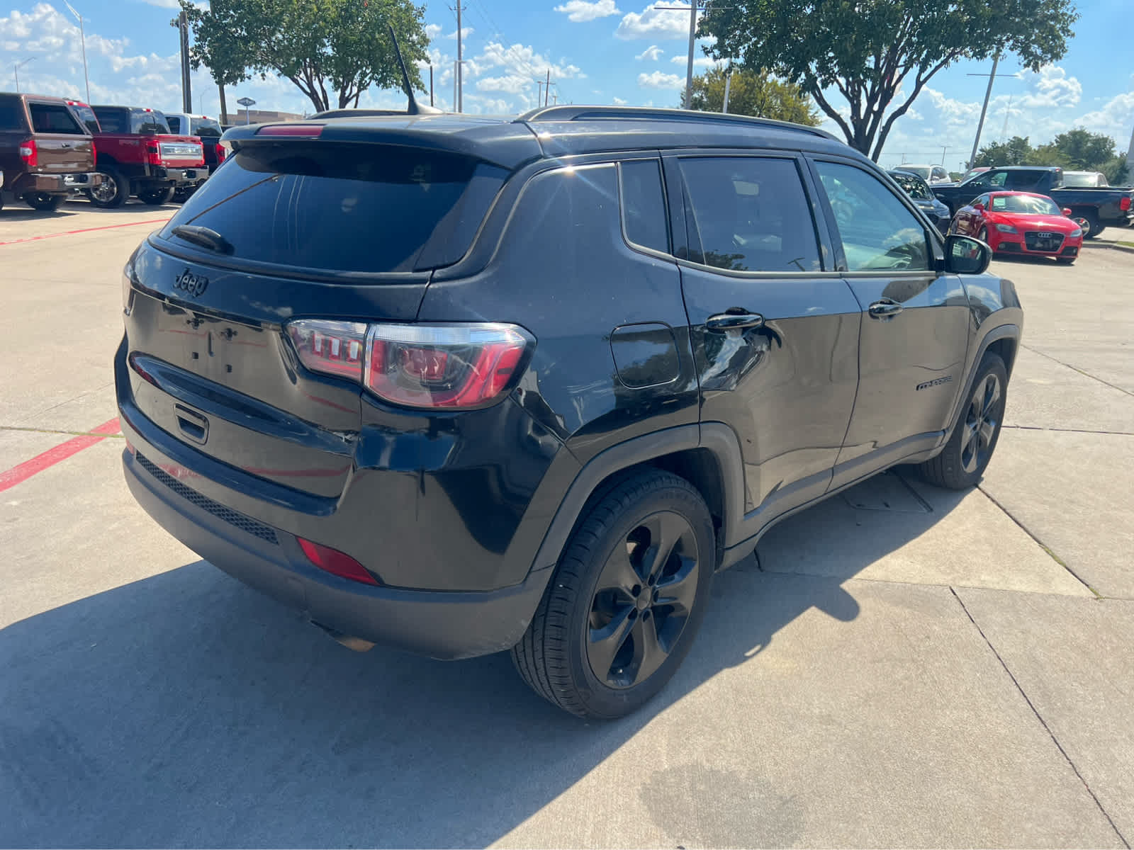 2019 Jeep Compass Altitude photo 2
