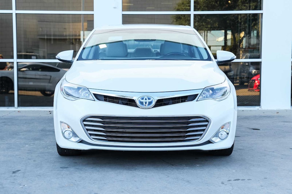 Used 2015 Toyota Avalon Hybrid XLE Touring Sedan
