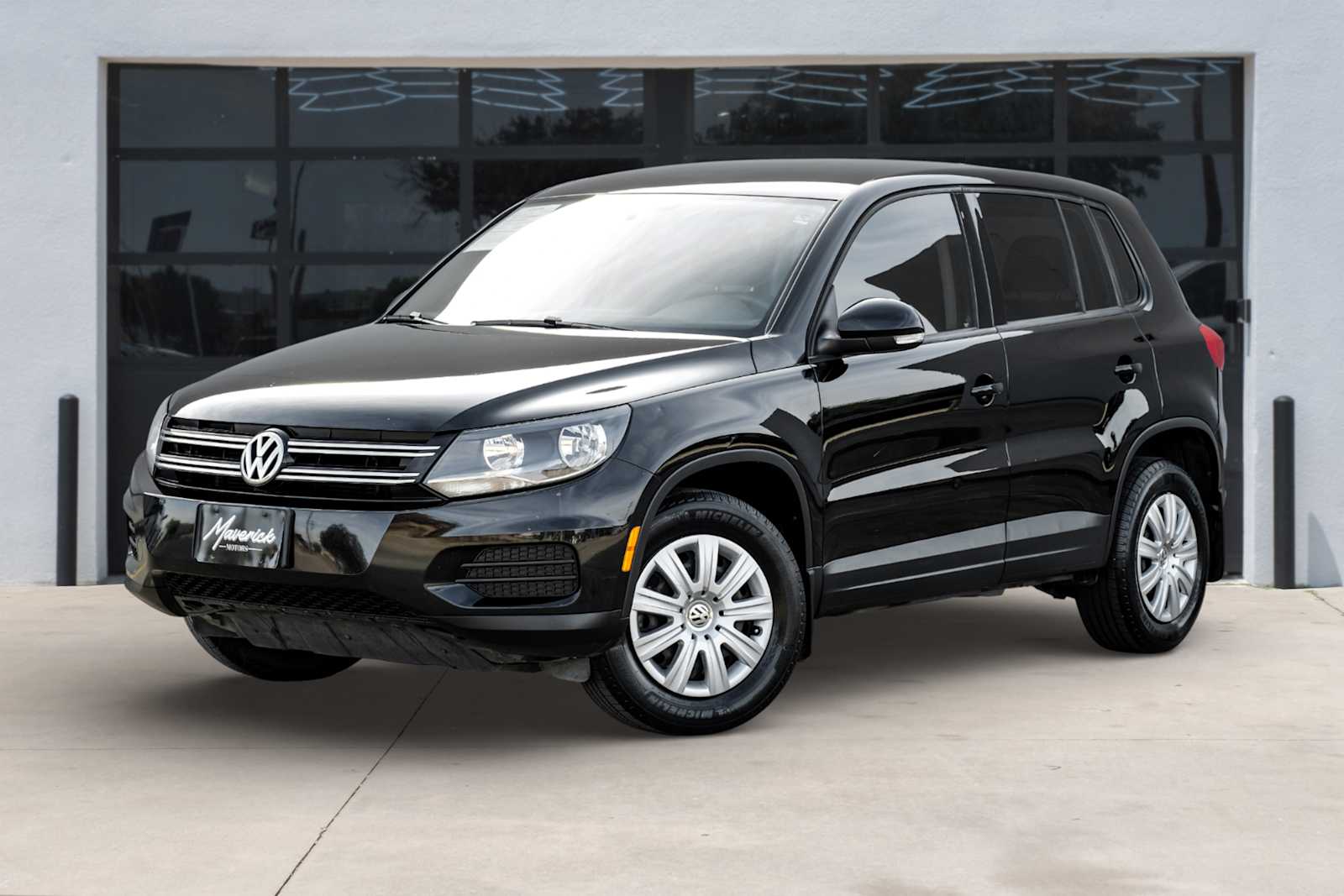 2017 Volkswagen Tiguan Limited Base's photo