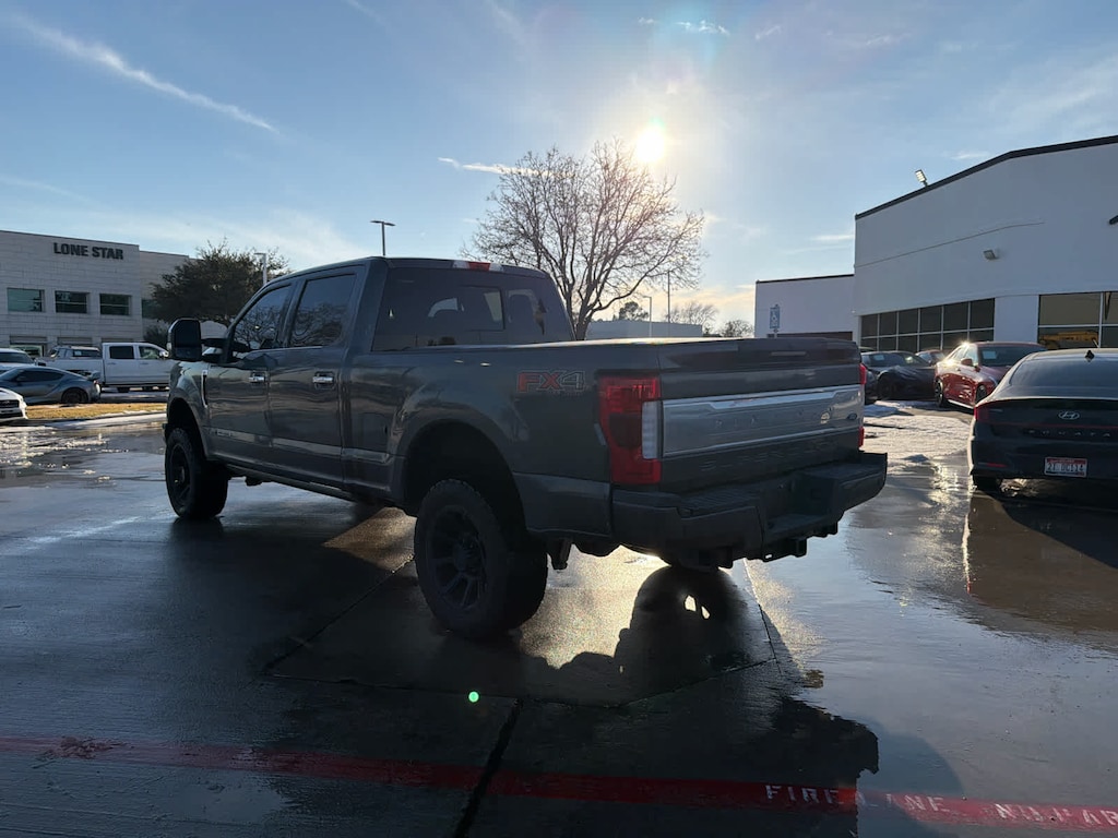 Used 2017 Ford Super Duty F-250 SRW Platinum 4WD Crew Cab 8 Box Truck