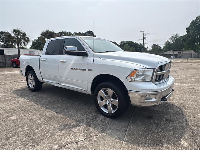 2012 RAM 1500 SLT 4x4 Crew Cab's photo