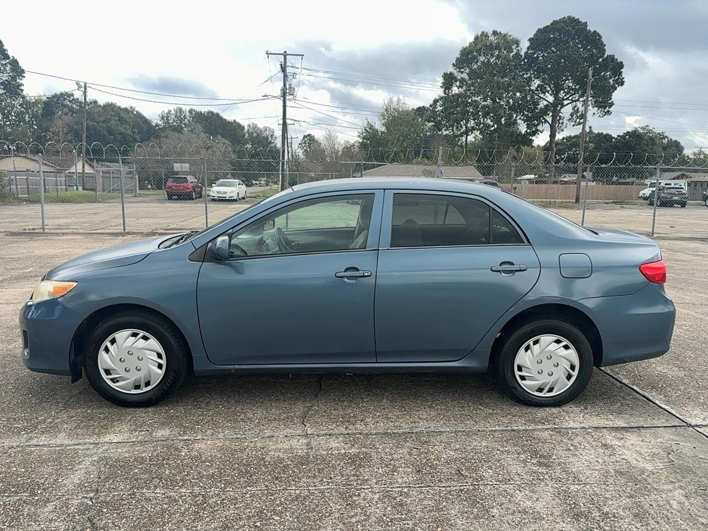2013 Toyota Corolla L - Photo 7