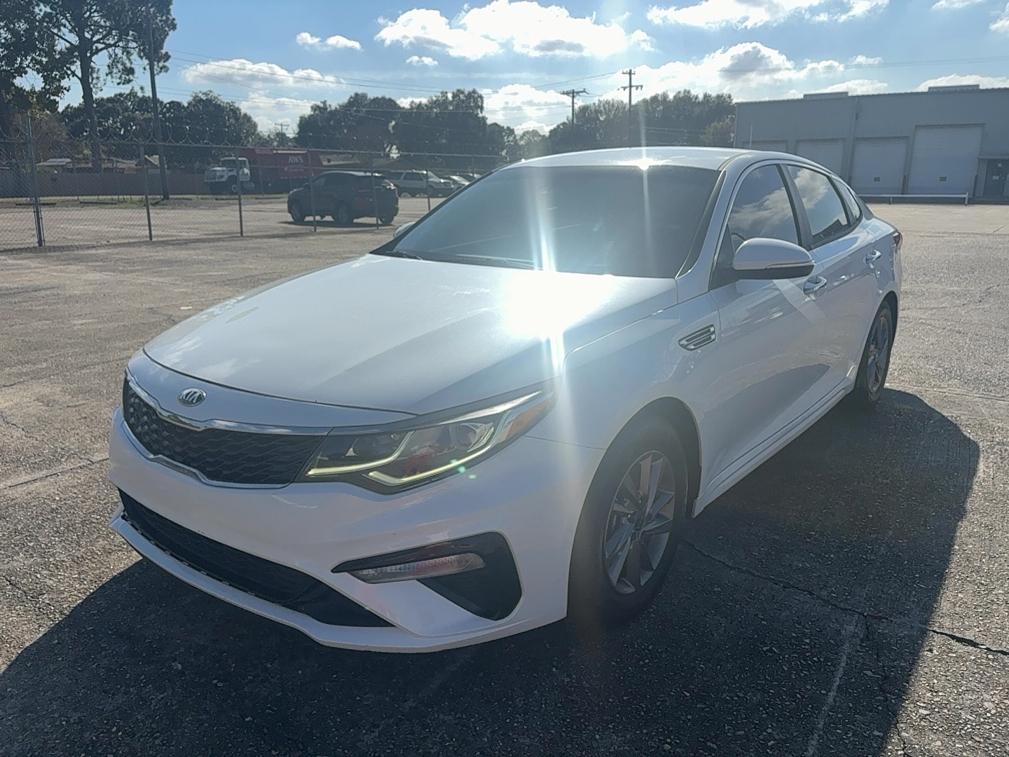 2020 Kia Optima LX's photo