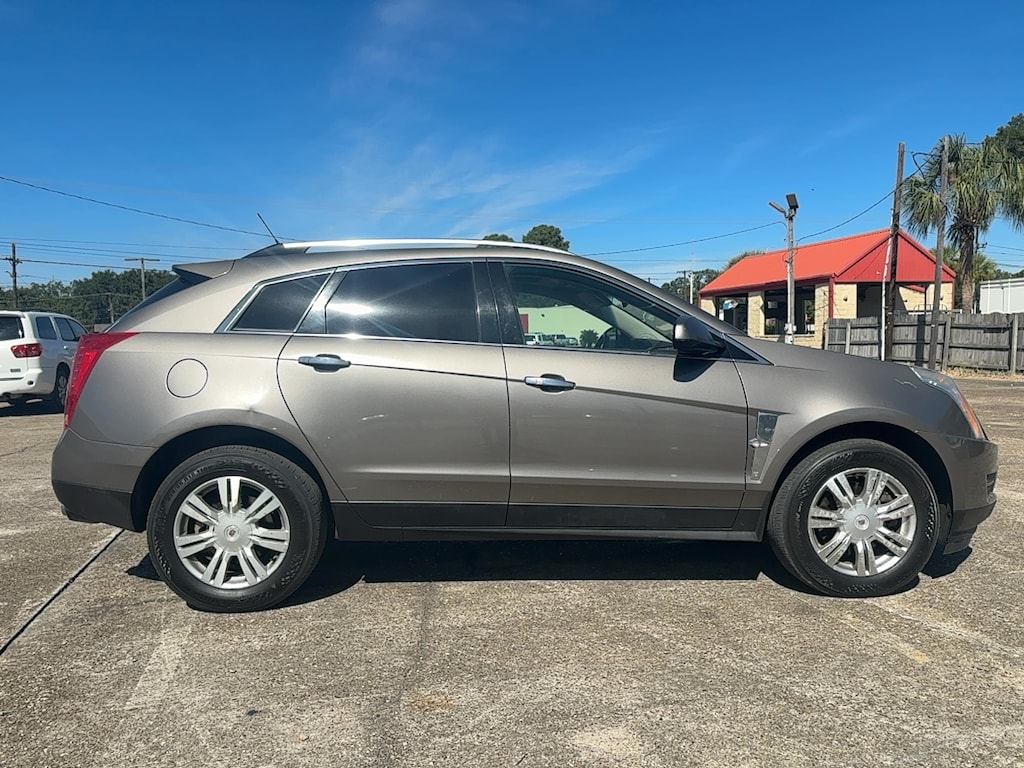 Used 2011 Cadillac SRX Luxury Collection FWD  Luxury Collection