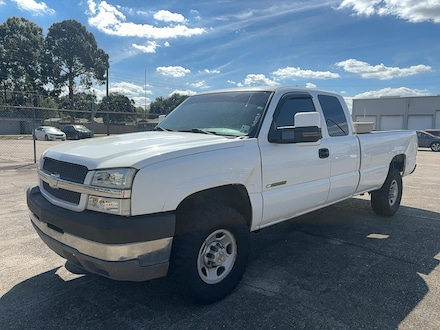 2003 Chevrolet Silverado 2500HD LS Ext Cab 157.5 WB