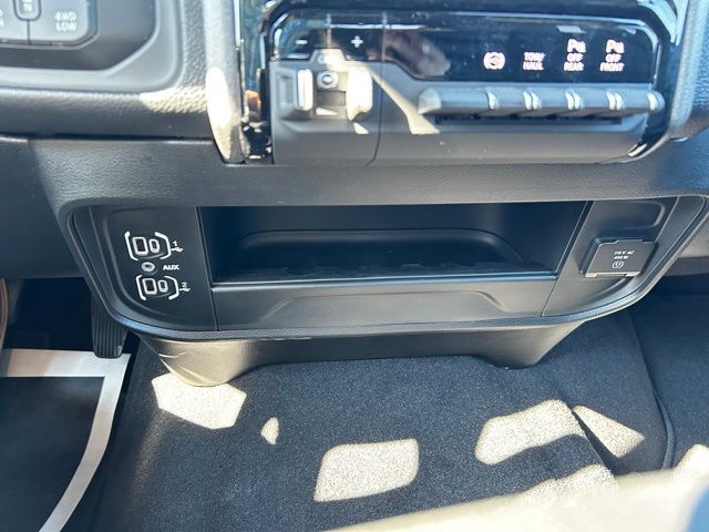 2026 RAM 2500 Tradesman - Photo 24