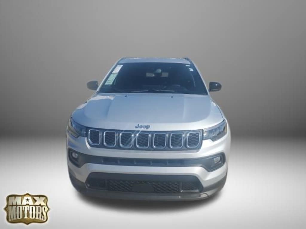 Used 2024 Jeep Compass Latitude SUV