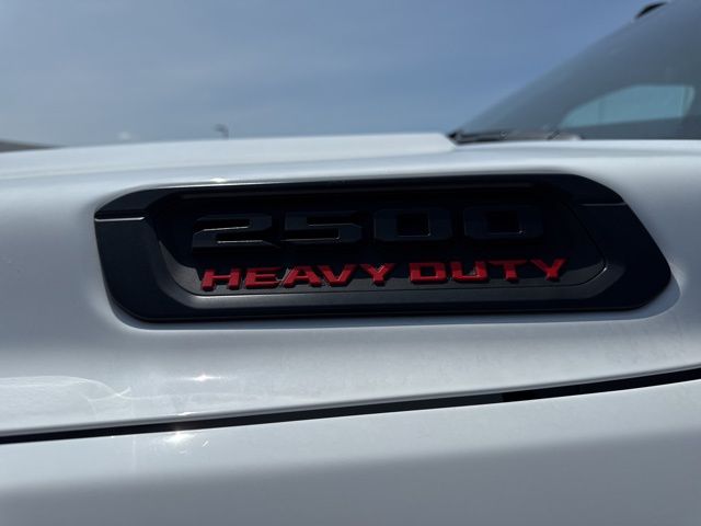 2025 Ram 2500 Tradesman photo 4
