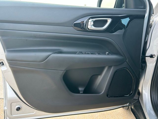 2026 Jeep Compass Latitude Altitude - Photo 12