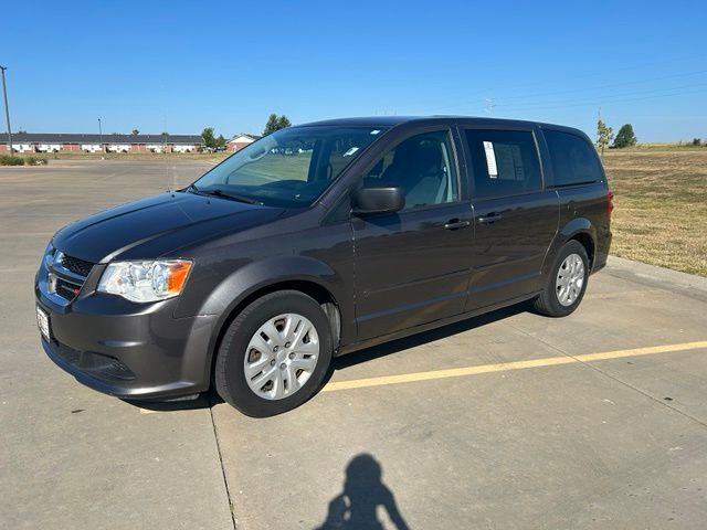 Used 2016 Dodge Grand Caravan SE with VIN 2C4RDGBG3GR184980 for sale in Kansas City