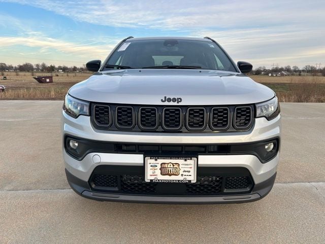 2026 Jeep Compass Latitude Altitude - Photo 11