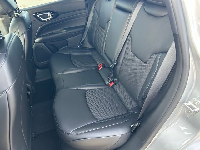 2026 Jeep Compass Latitude Altitude - Photo 17