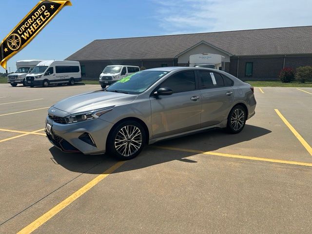 Used 2022 Kia FORTE GT-Line with VIN 3KPF54AD7NE439845 for sale in Kansas City