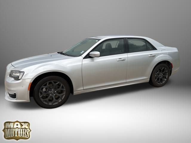Used 2023 Chrysler 300 Touring L with VIN 2C3CCASG6PH677665 for sale in Kansas City